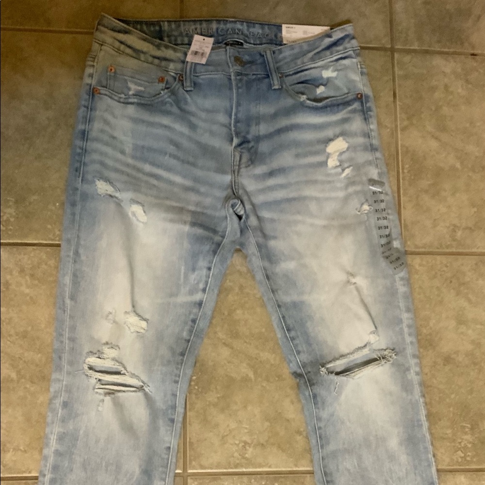 NWT American Eagle Skinny Airflex Jeans. 31 x 32.